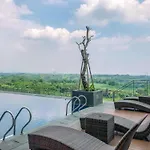 Homey And Minimalist 1Br Royal Sentul Park Apartment By Travelio