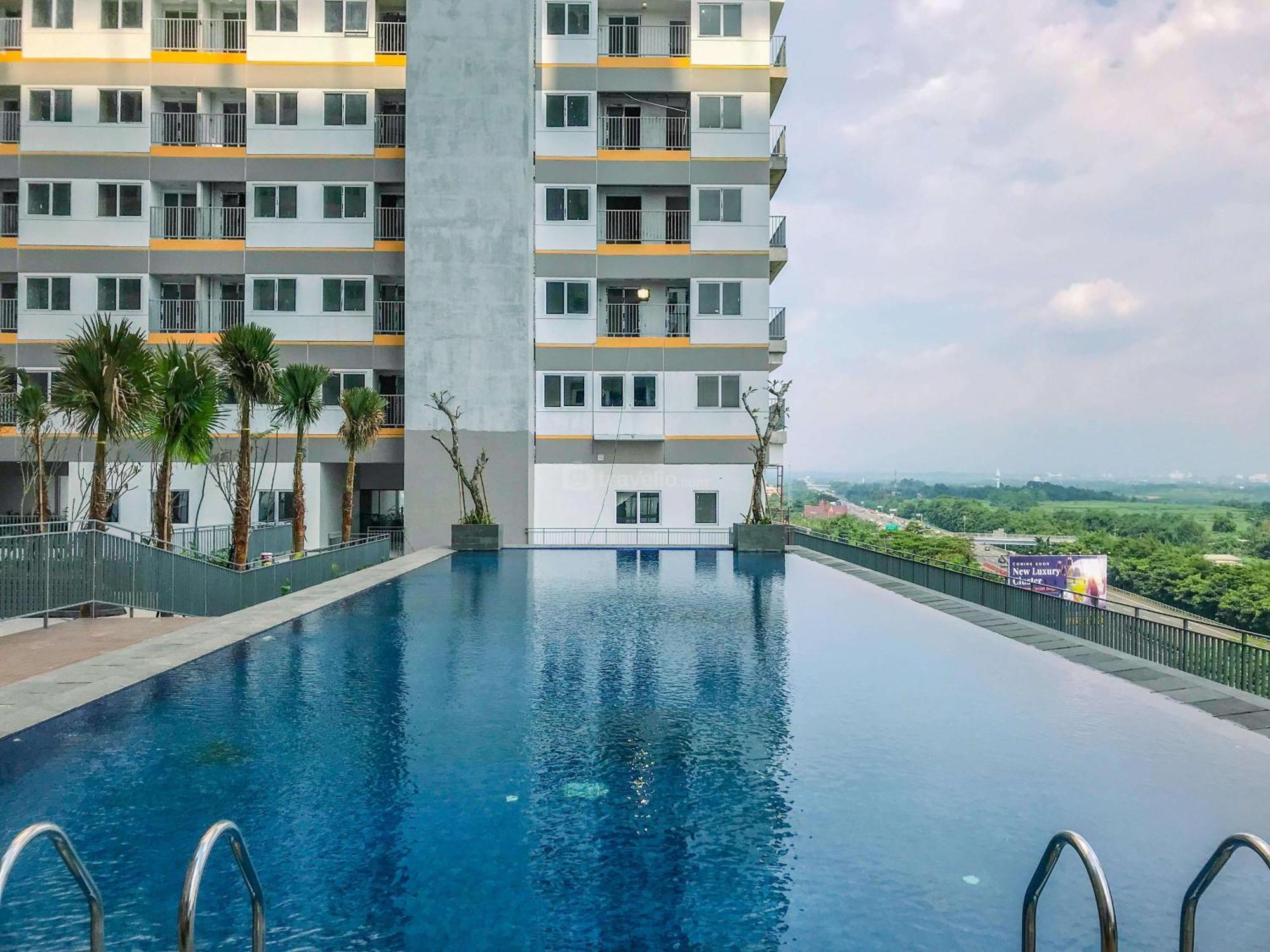Homey And Minimalist 1br Royal Sentul Park By Travelio *